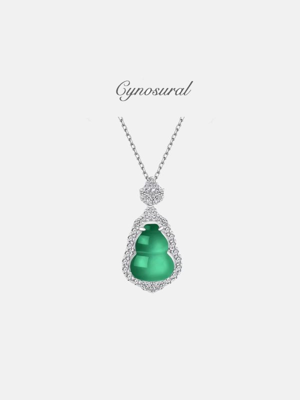 Green Gourd Jade Necklace